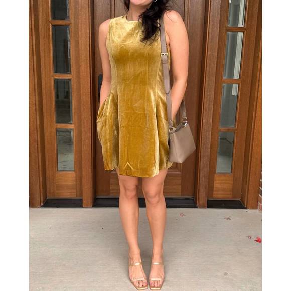 MIOU MUSE Dresses & Skirts - NEW MIOU MUSE naomi velvet dress in lemon grass